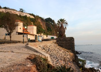 1892’te UNESCO korumasındaki Goree Adası’nda inşa edilen tek cami Türkiye’den yardım bekliyor
