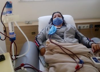 25 yıldır böbrek yetmezliği yaşayan Pınar: Organ sırası beklerken ölmek istemiyorum