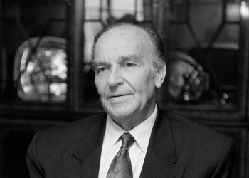 Aliya İzetbegoviç’in hatıratı Boşnakça aslından ilk defa Türkçeye çevrildi