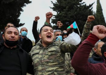 Azerbaycan’da halk Laçın’ın işgalden kurtarılmasını kutluyor: Ağlayarak ayrıldık gururla dönüyoruz