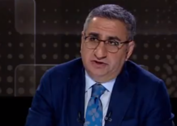 CHP’li gazeteci Fırat’tan partili ama ‘tarafsız’ Kılıçdaroğlu çelişkisi: ‘Kılıçdaroğlu beş yıl boyunca CHP rozetini takmayacak’