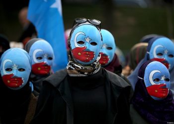 Çin Türkiye’deki Uygur Türklerinden aileleriyle tehdit ederek casusluk yapmalarını istiyor