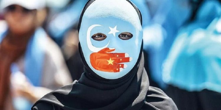 Çinli yapay zeka şirketi Uygur Türklerini hedef alıyor