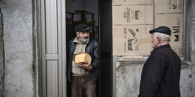Ermenistan’ı bekleyen büyük tehlike kapıda: Ekmek bulamayabilirler!