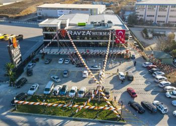 Genç girişimci Suudi Arabistan’da yetiştirdiği hurmaları dünyaya ihraç ediyor