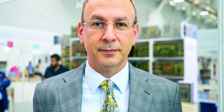 İstanbul’un kalbinde kitaba yer açıyoruz