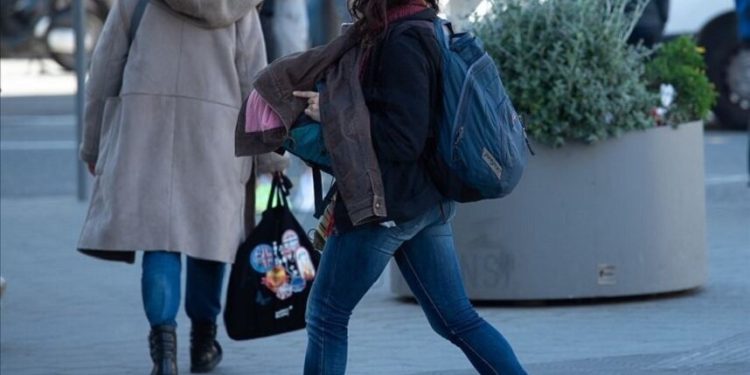 Koronavirüsü yenmişlerdi: Yeni Zelanda’da 102 gün sonra koronavirüs paniği yaşanıyor