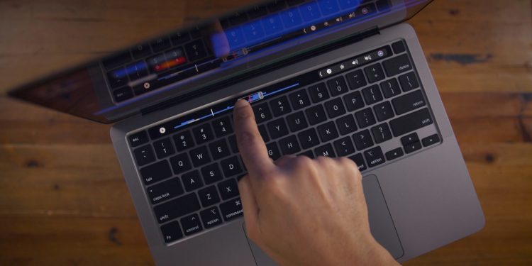 MacBook Pro’ların dokunmatik yüzeyine titreşimle geri bildirim özelliği geliyor
