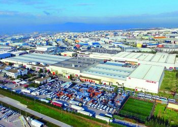 Ticaride açığı  iç pazar kapattı