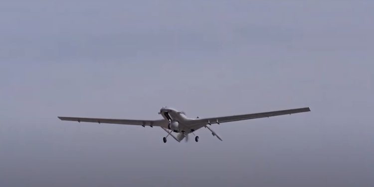 Ukrayna ordusu Bayraktar TB2’lerle Karabağ’da uygulanan savaş stratejisini tatbikatlarında deniyor