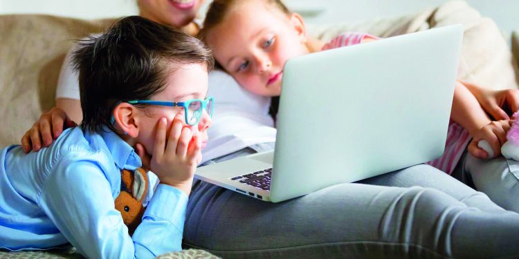 Youtube’da çocuk şarkıları modası