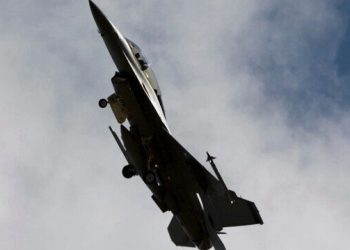 Hollanda hava sahasına yaklaşan Rus savaş uçaklarının durdurulduğunu duyurdu