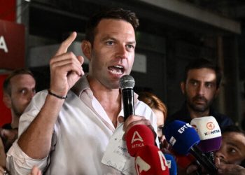 Yunanistan’da ana muhalefet partisi SYRIZA’nın yeni başkanı Kaselakis oldu