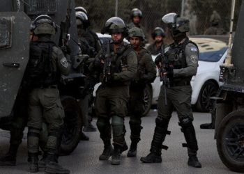 İsrail işgal altındaki Batı Şeria’da 55 Filistinliyi gözaltına aldı