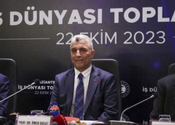 Bakan Bolat: Hedefimiz enflasyonu tek hanelere indirmek