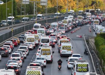 Eylülde yaklaşık 199 bin yeni araç trafiğe çıktı